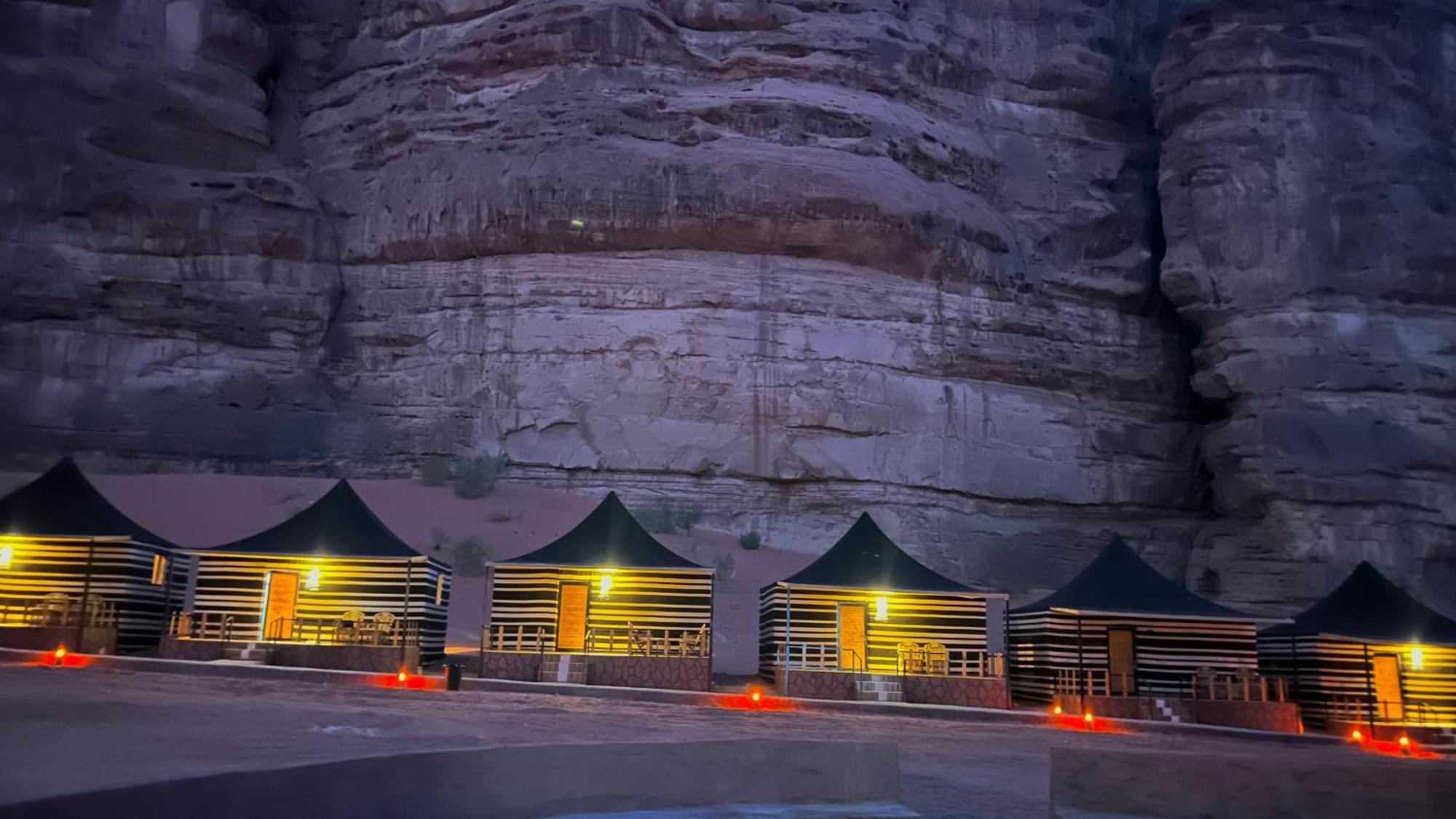 Hotel Star Camp & With Tor Wadi Rum Exterior foto
