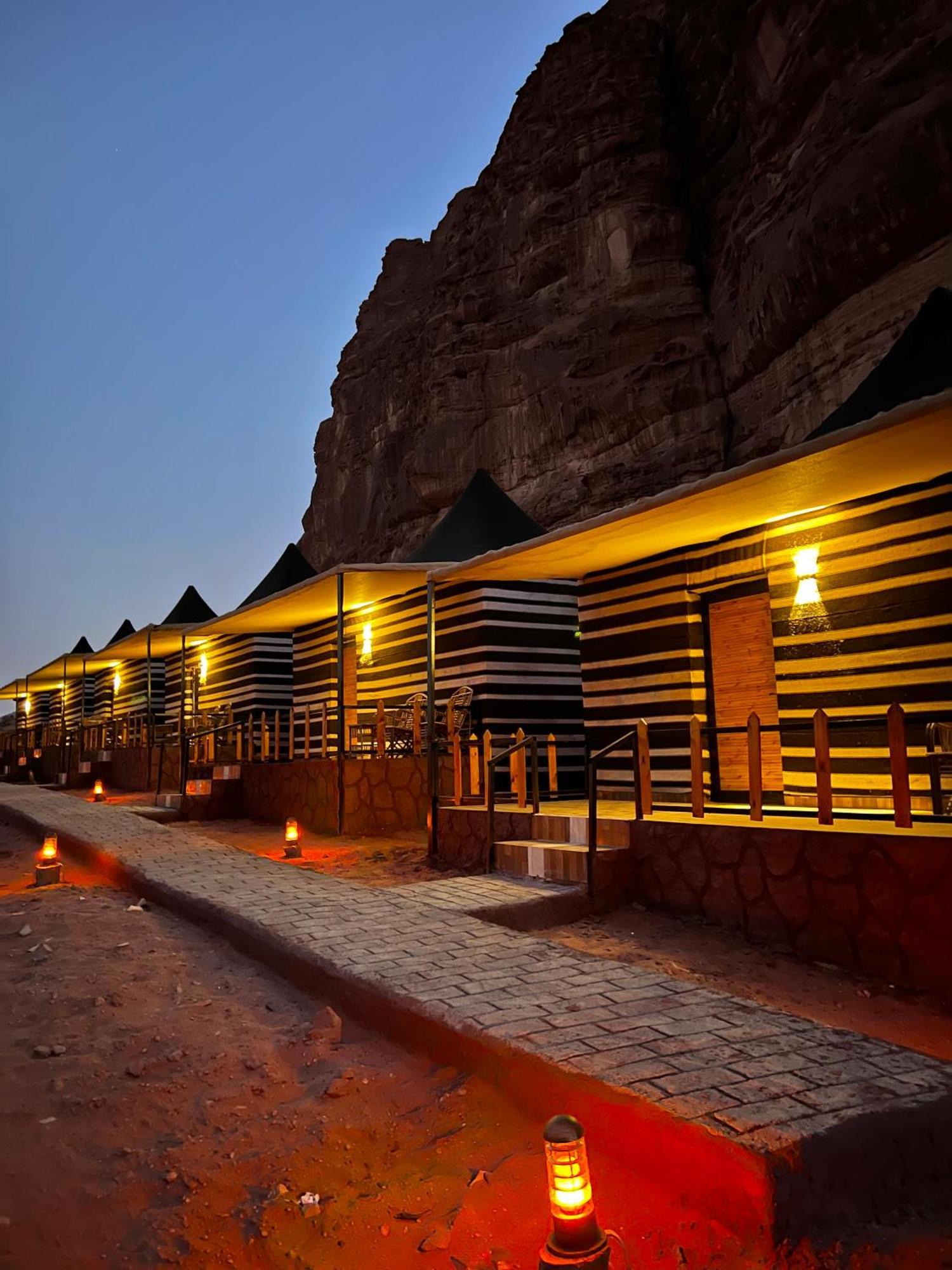 Hotel Star Camp & With Tor Wadi Rum Exterior foto